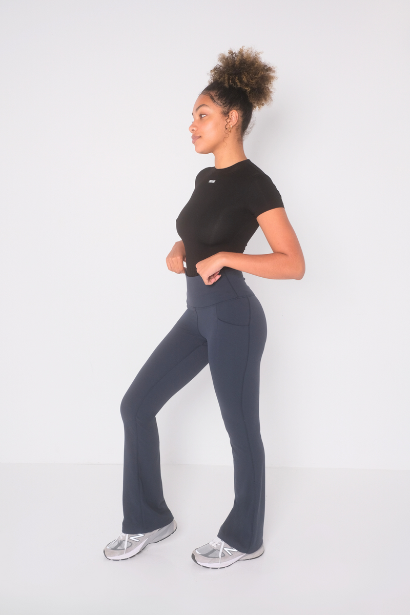 Daze Flare Pocket (Tall) Leggings - Ink