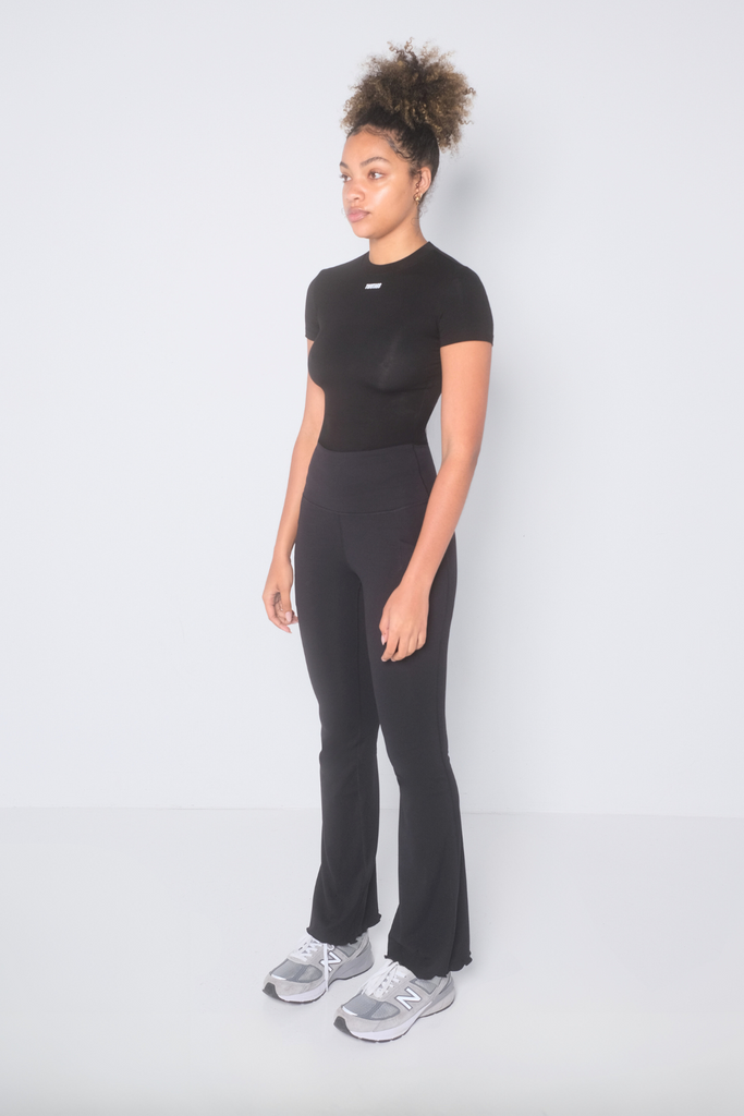 Frill Flare Pocket Leggings - Black