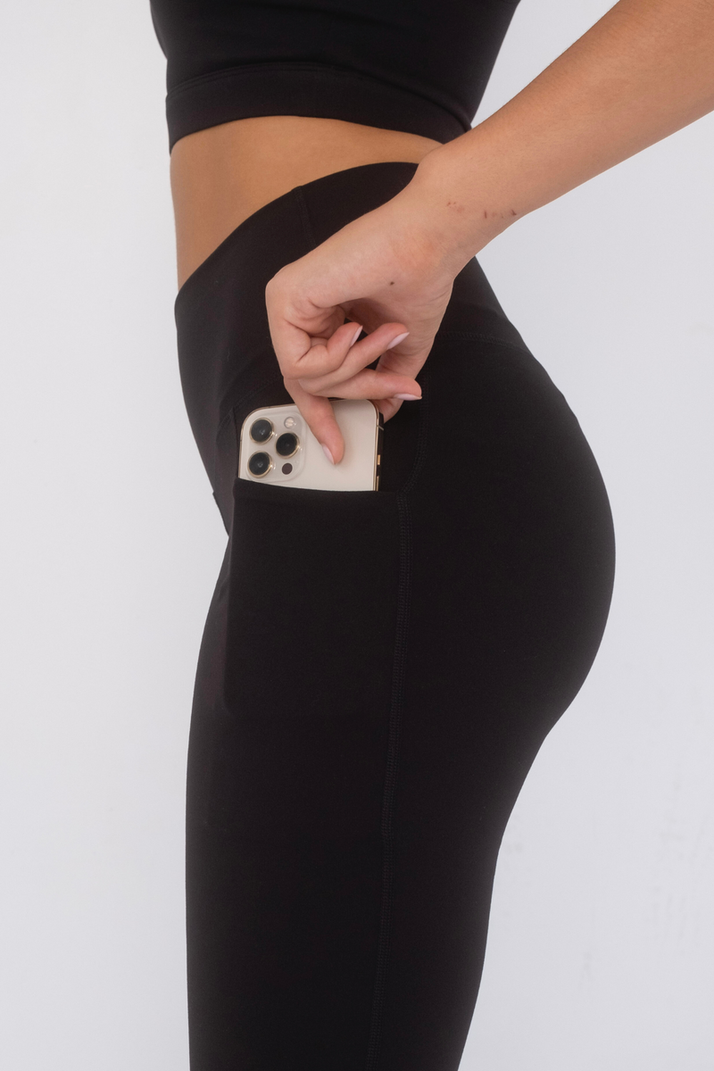 Aura Flare Pocket (Seamless) Leggings - Black