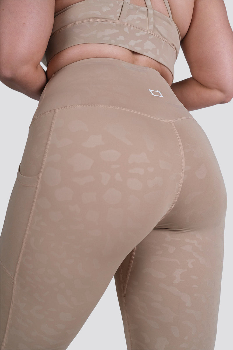 Knurling Leopard 7/8 Highwaisted Leggings - Ivory